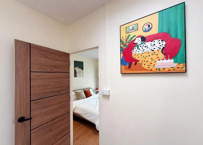 Mid Century Modern Townhouse Near Jatujak Park 3 Bed 2 Bath With Bathtub Holiday home *