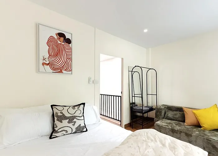 Holiday home Mid Century Modern Townhouse Near Jatujak Park 3 Bed 2 Bath With Bathtub Bangkok